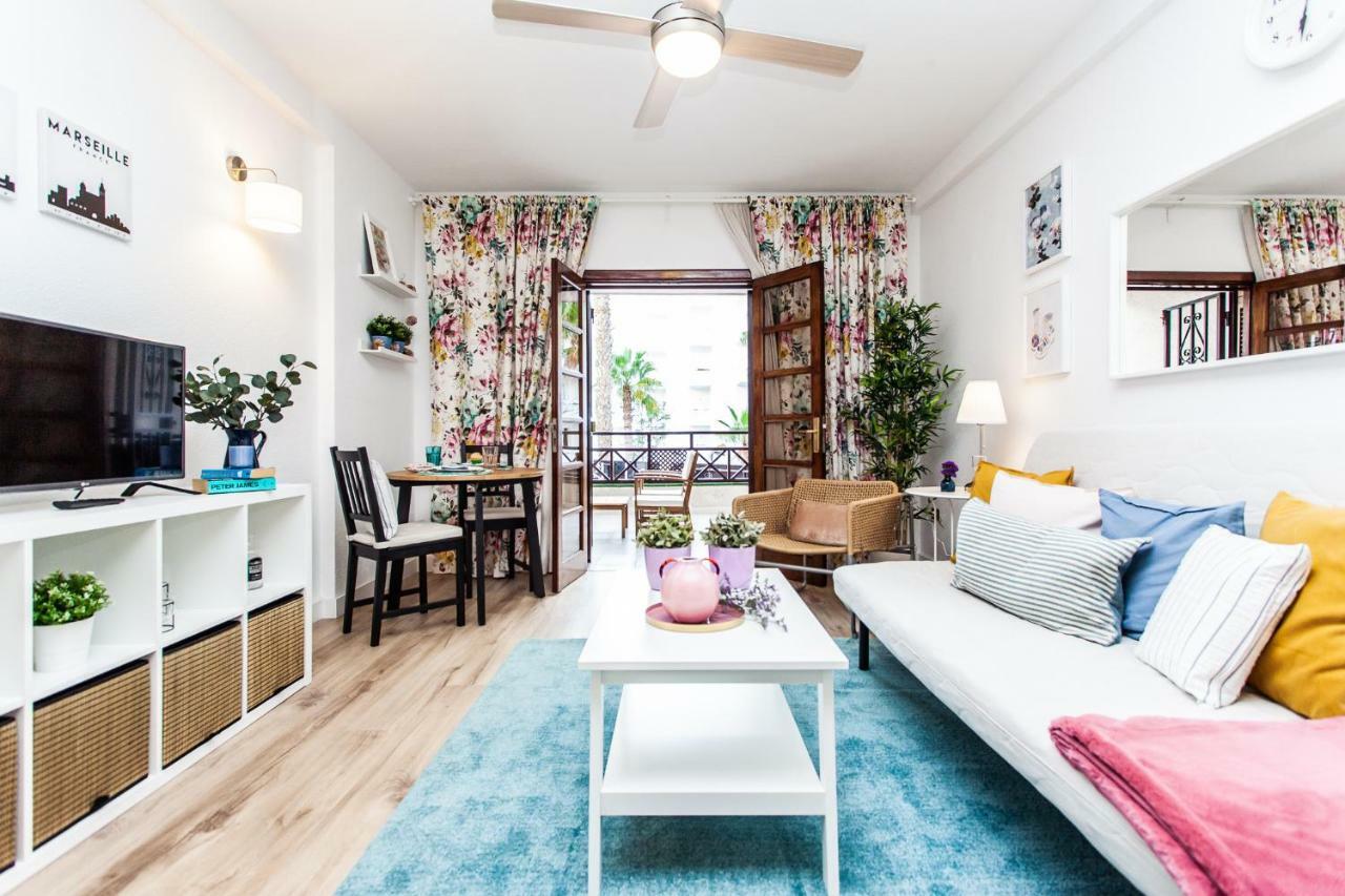 Spectacular Renovated Apartment, 5 Min To Camison Beach, With Aircon อาโรนา ภายนอก รูปภาพ