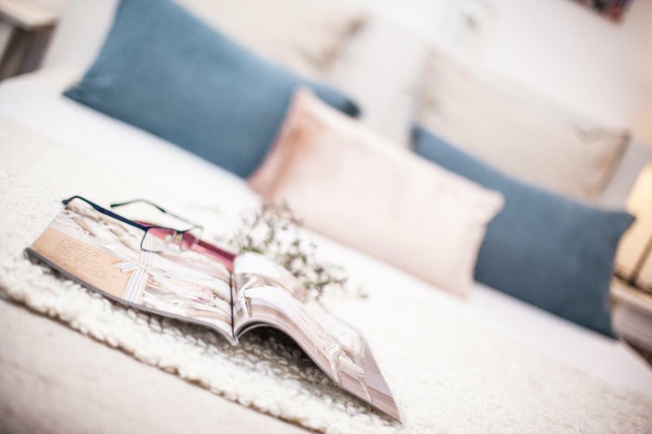 Spectacular Renovated Apartment, 5 Min To Camison Beach, With Aircon อาโรนา ภายนอก รูปภาพ