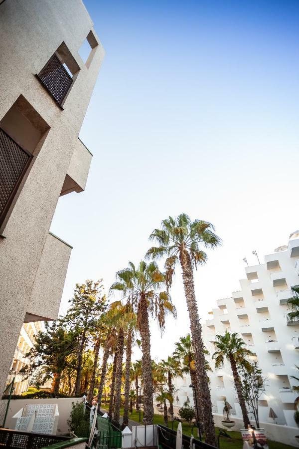 Spectacular Renovated Apartment, 5 Min To Camison Beach, With Aircon อาโรนา ภายนอก รูปภาพ